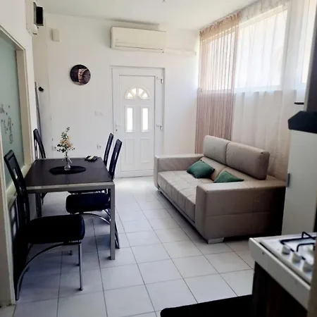 Horizon Apartment